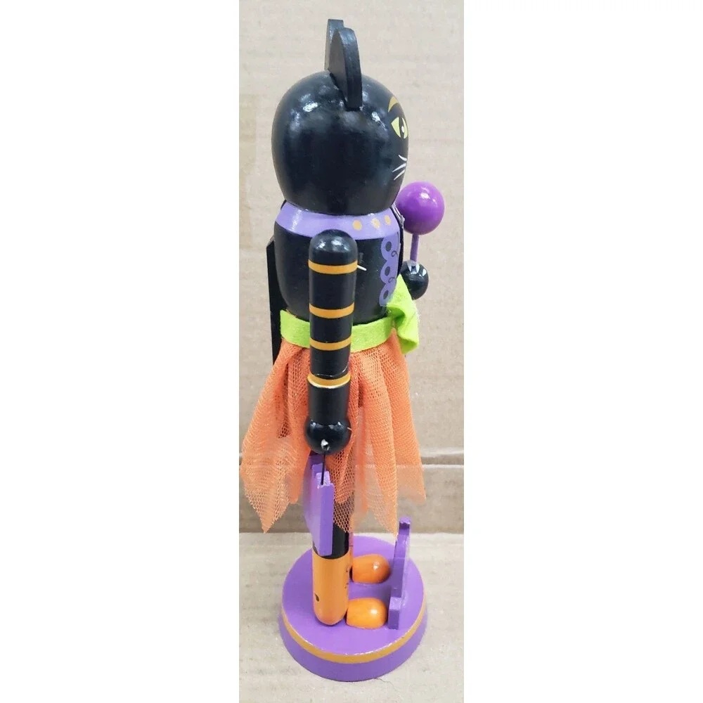 Wooden Nutcracker, 9.5